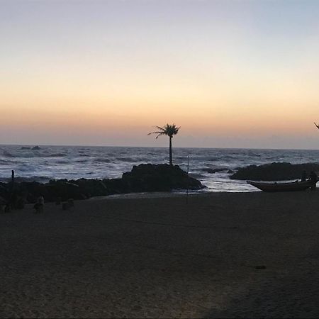 Hotel Beach Rip Rap Cabana And Guest Galle Esterno foto