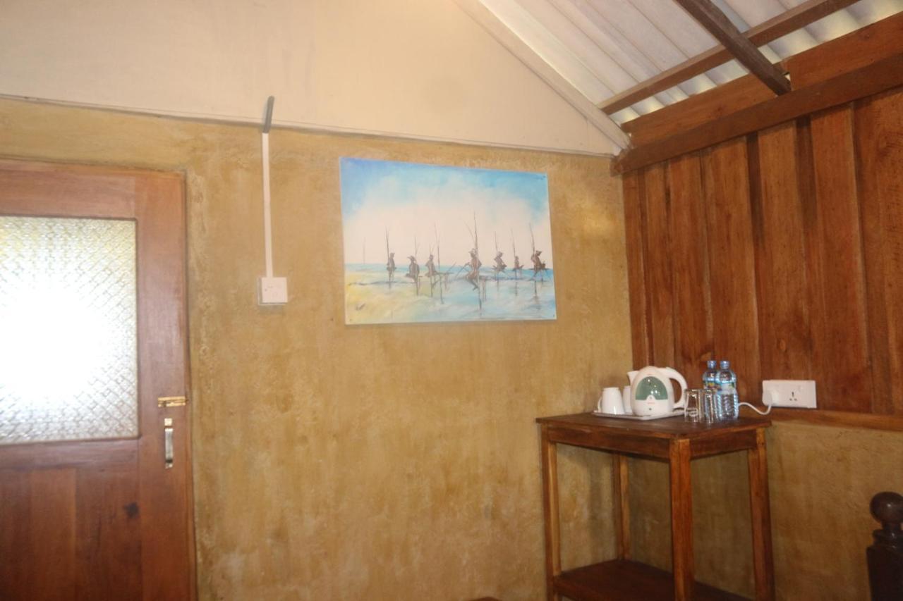 Hotel Beach Rip Rap Cabana And Guest Galle Esterno foto